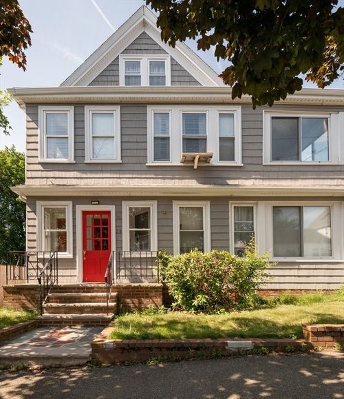 1-28 Atkins Ave, Lynn, MA, 01904-2310 | Card Image