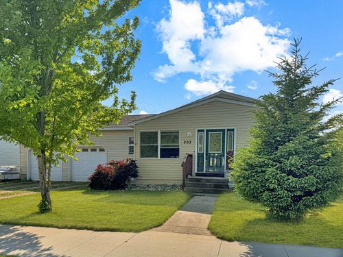 203 Euclid Ave, Milroy, MN, 56263-1169 | Card Image