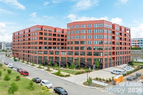 c1-300 E 36th St, Charlotte, NC, 28206-2022 | Card Image