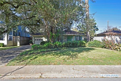 911 Wynnwood Ln, Houston, TX, 77008-3449 | Card Image