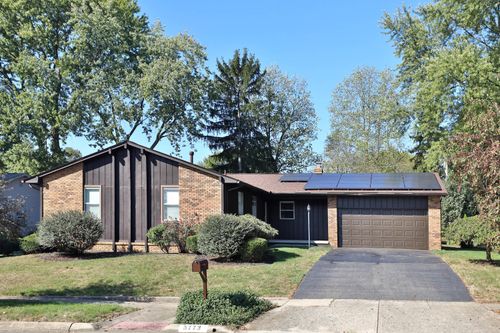 5773 Middlefield Dr, Columbus, OH, 43235-7598 | Card Image