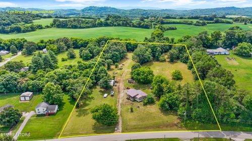 11066 Unitia Rd, Friendsville, TN, 37737-3529 | Card Image