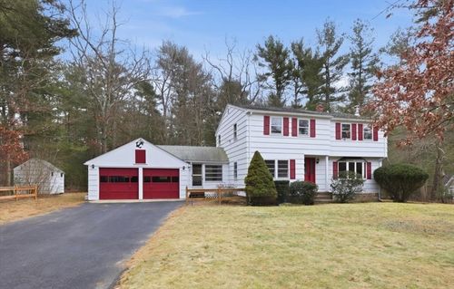 107 Oak St, Pembroke, MA, 02359-1903 | Card Image