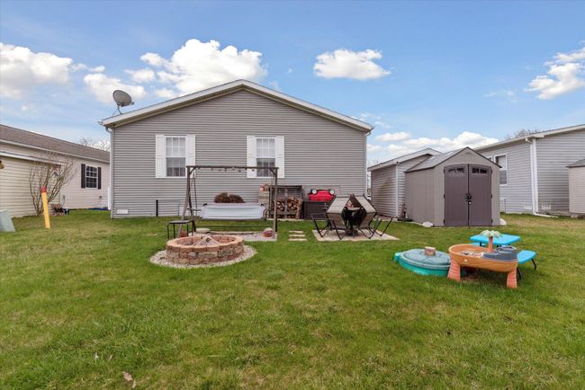 24922 N Hampton Dr, House other with 4 bedrooms, 3 bathrooms and null parking in Flat Rock MI | Image 49