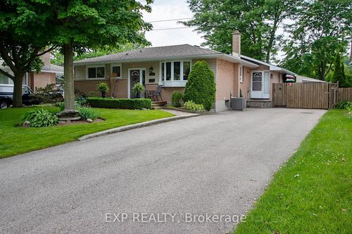 1183 Addison Dr, London, ON, N5V2N8 | Card Image