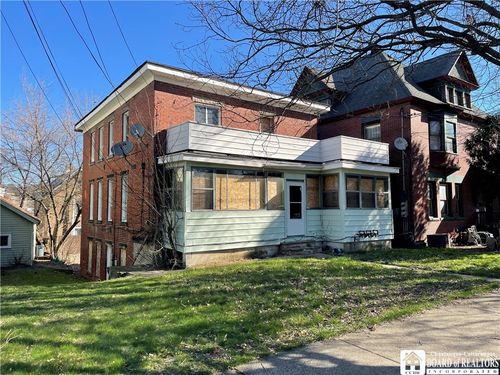 71 Allen St, Jamestown, NY, 14701-6641 | Card Image