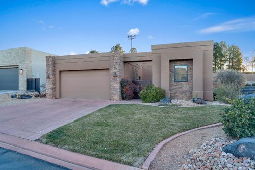 29-2090 N Tuweap Dr, St. George, UT, 84770-5674 | Card Image