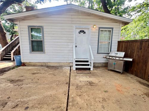 c-315 Normal St, Denton, TX, 76201-3918 | Card Image