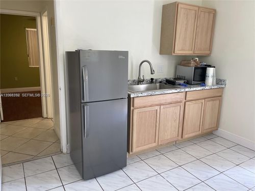 1-10040 Sw 164th Ter, Miami, FL, 33157-3232 | Card Image
