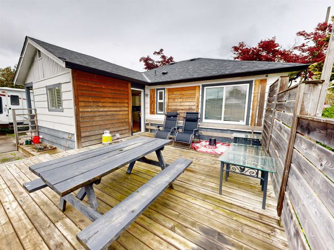 46334 Maple Avenue, House other with 2 bedrooms, 1 bathrooms and 6 parking in Chilliwack BC | Image 23