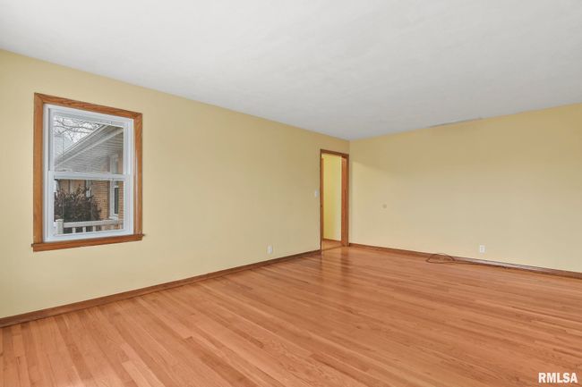 702 W Pershing Rd, House other with 3 bedrooms, 2 bathrooms and null parking in Decatur IL | Image 14