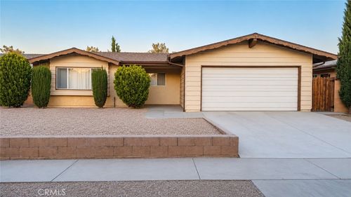 45650 Fig Ave, Lancaster, CA, 93534-1514 | Card Image