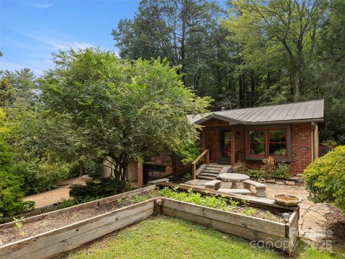 36 Auburndale Dr, Asheville, NC, 28806-9519 | Card Image