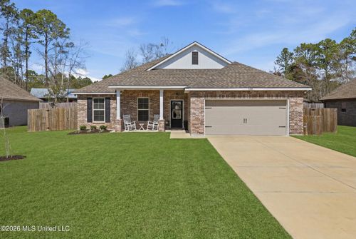 11436 Memphis Cir, Ocean Springs, MS, 39564-5695 | Card Image