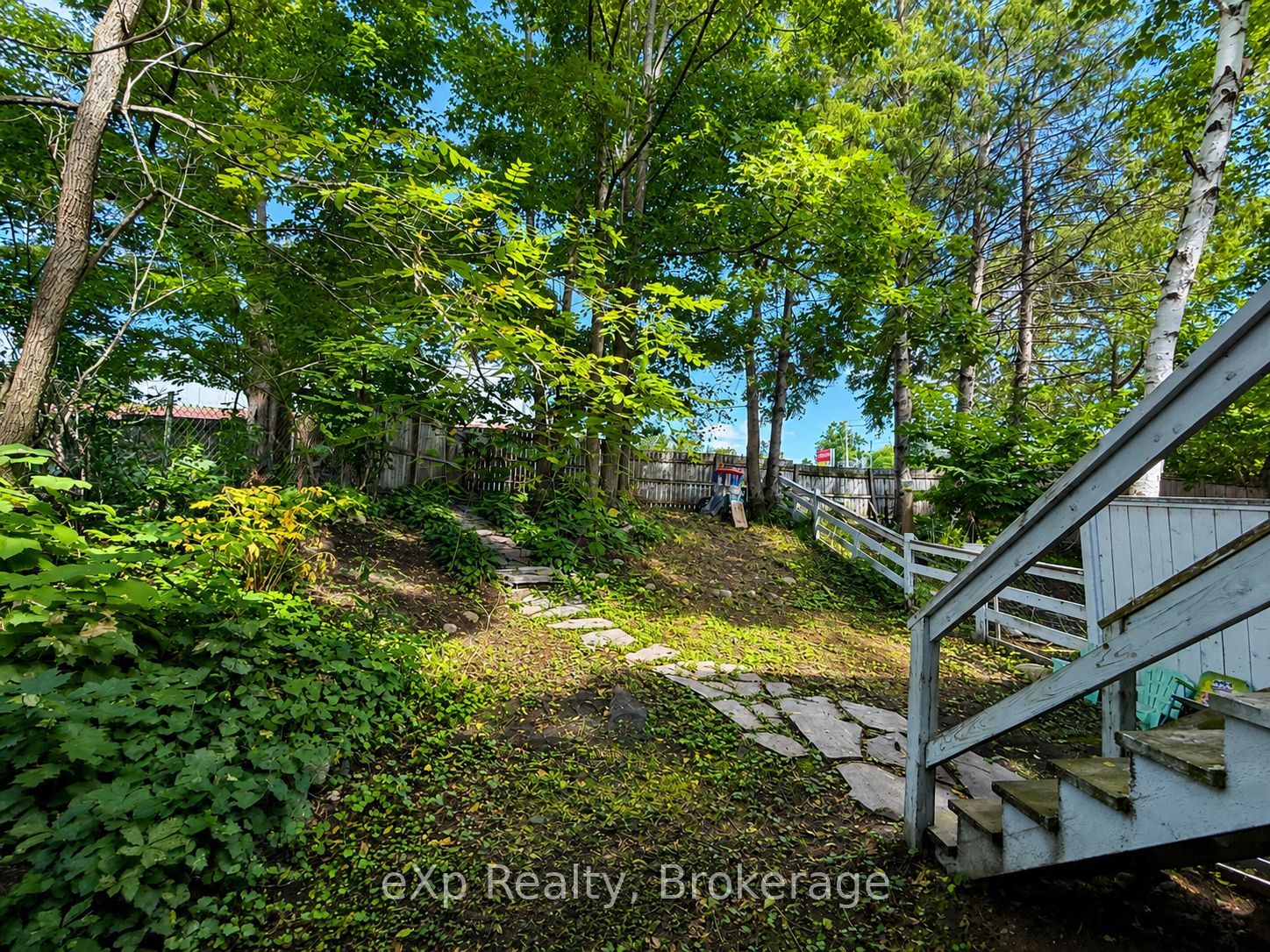 Residential in Gravenhurst 5