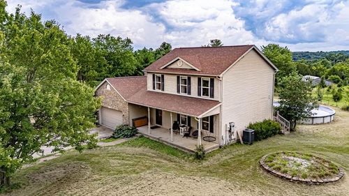 9825 N Hogan Rd, Aurora, IN, 47001-8077 | Card Image