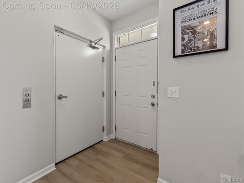 1417 Raliegh Pl, Troy, MI, 48084-7056 | Card Image