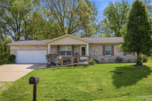 446 N Oak St, Trenton, IL, 62293-1744 | Card Image