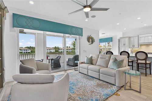 unit-202-8062 Signature Club Cir, NAPLES, FL, 34113-1769 | Card Image