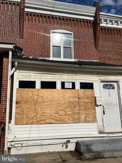 25 6th Ave, WILMINGTON, DE, 19805-4709 | Card Image