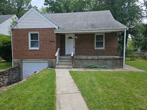 6942 Gloria Dr, North College Hill, OH, 45239-4313 | Card Image