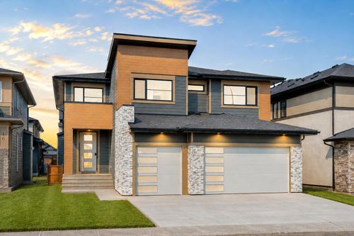 8 N Bridges Glen, Langdon, AB, T0J1X3 | Card Image