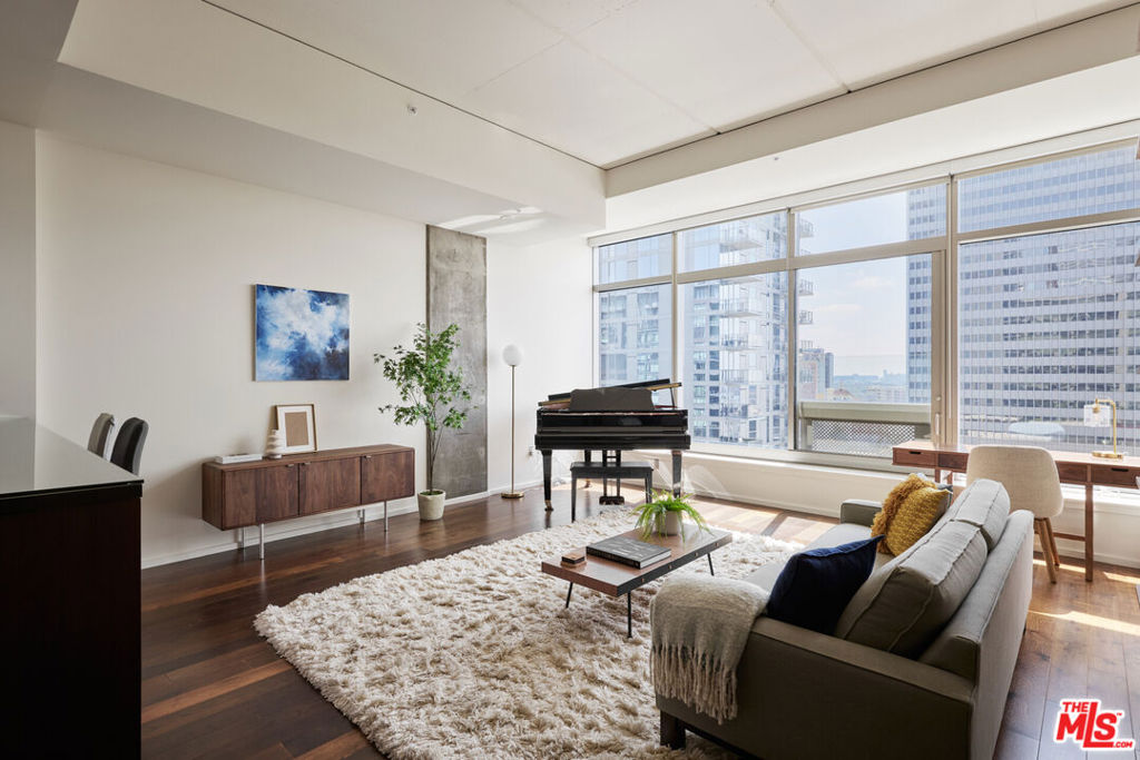 1307 - 1155 S Grand Ave, For Rent in Los Angeles - eXp Realty