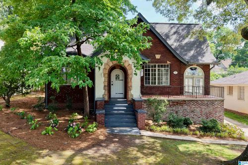 523 Poinciana Dr, HOMEWOOD, AL, 35209-4131 | Card Image