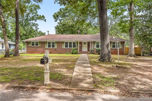 111 Tanglewood Dr, Anderson, SC, 29621-4117 | Card Image