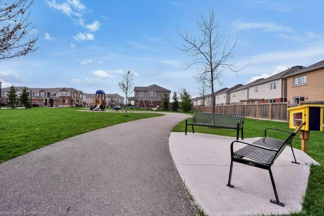 133 Ludolph St, Townhouse with 3 bedrooms, 3 bathrooms and 2 parking in Kitchener ON | Image 40