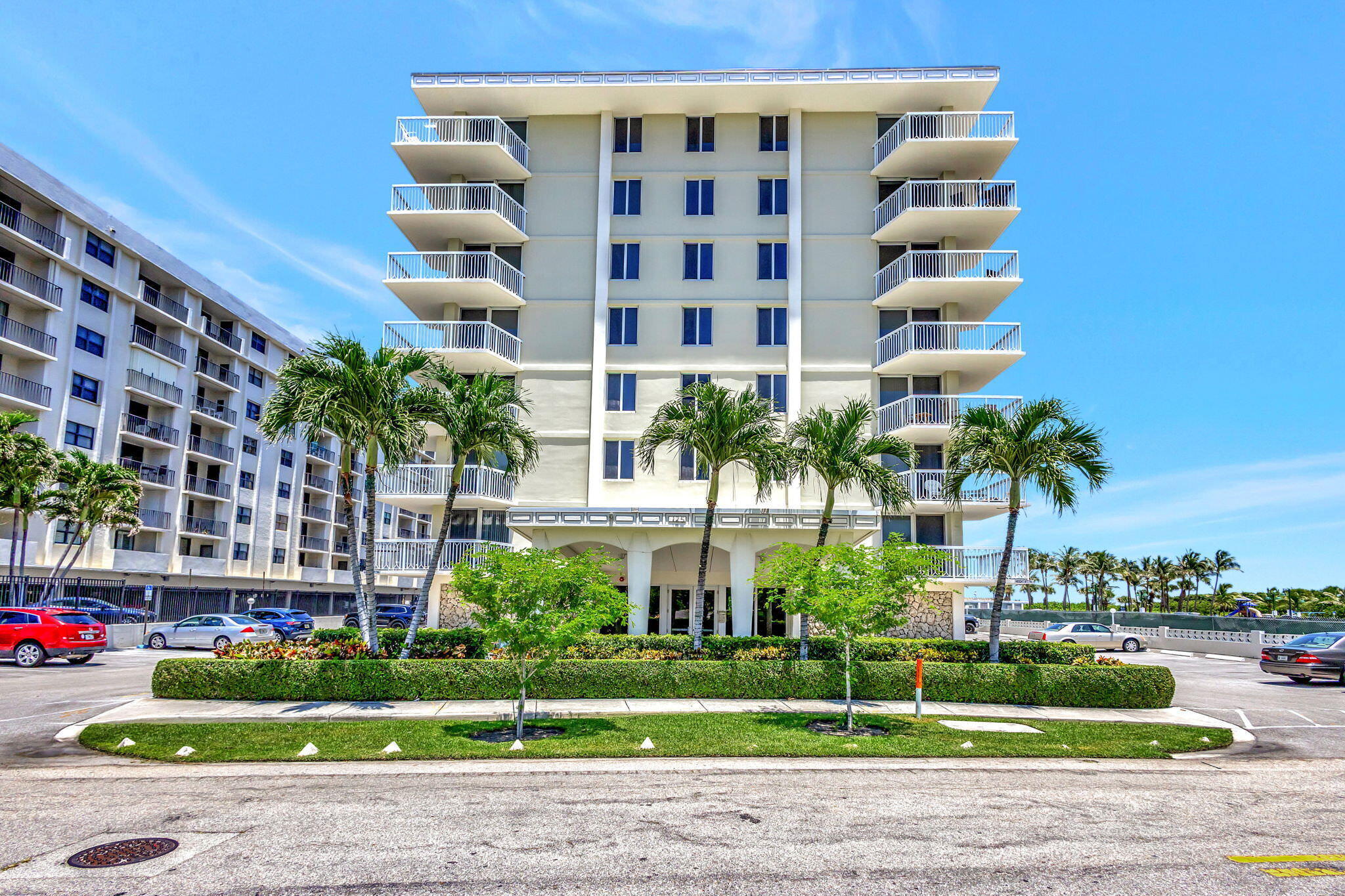 Residential in Palm Beach Shores