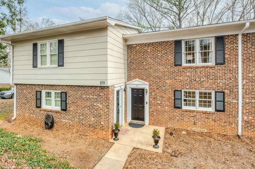 111 Fernridge Dr, Spartanburg, SC, 29307-3544 | Card Image