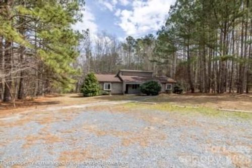 136 Brentwood Drive, Troy, NC, 27371 | Card Image