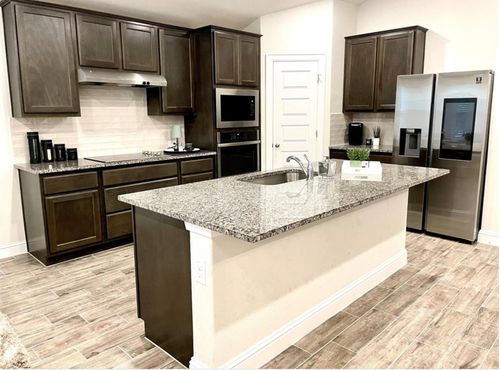 21643 Boggy Ford Rd, Lago Vista, TX, 78645-7600 | Card Image