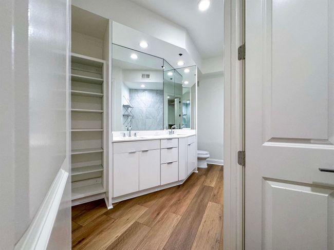 APT-707 - 717 S Riverside Dr, Condo with 2 bedrooms, 2 bathrooms and null parking in Memphis TN | Image 24