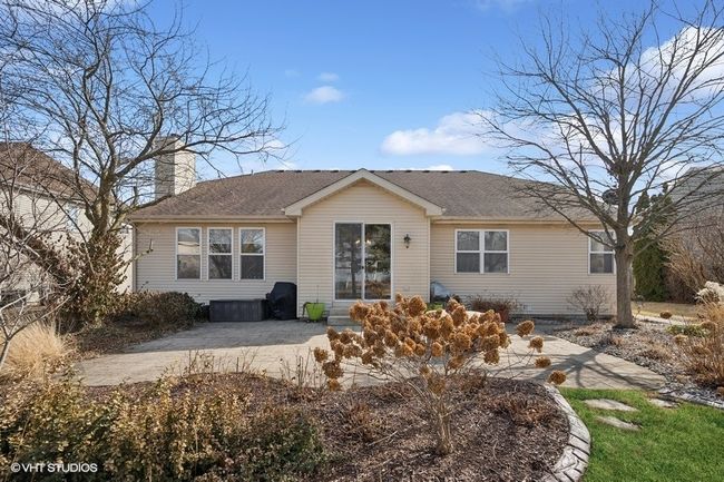 5582 Chapel Hl, House other with 3 bedrooms, 2 bathrooms and 2 parking in Gurnee IL | Image 39