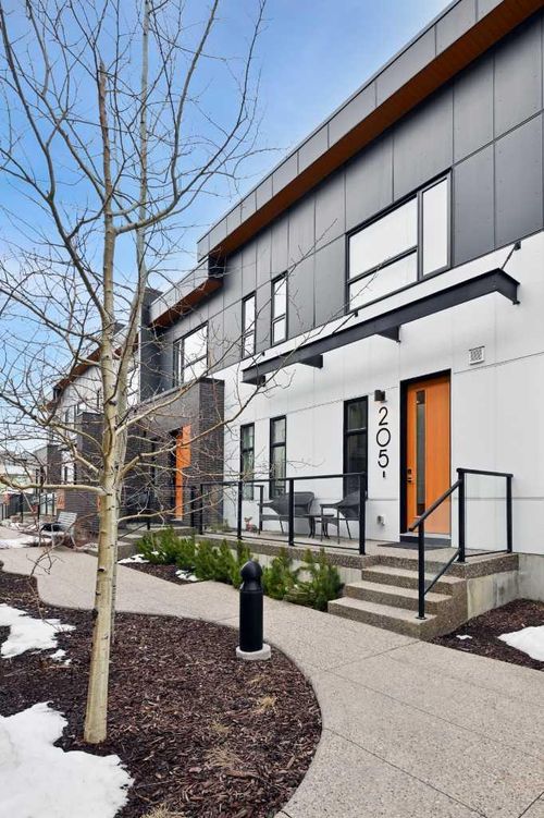 205-830 78 St Sw, Calgary, AB, T3H6B2 | Card Image