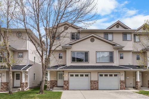 33 Country Hills Cove Nw, Calgary, AB, T3K5G7 | Card Image