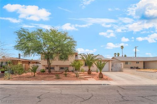 6257 Hobart Ave, Las Vegas, NV, 89107-1325 | Card Image