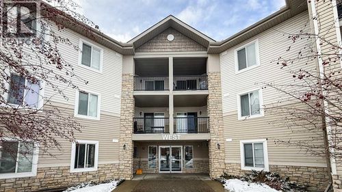 2395 Eversyde Ave Sw, Calgary, AB, T2Y0B4 | Card Image