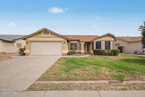 8564 W Ocotillo Rd, Glendale, AZ, 85305-2178 | Card Image