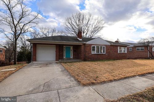 522 Park Ter, HARRISBURG, PA, 17111-1726 | Card Image