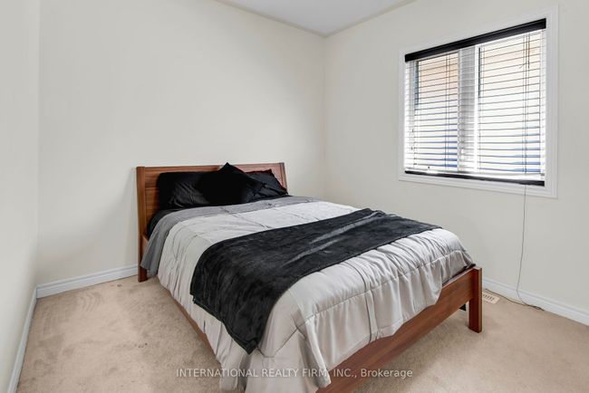 133 Hatton Garden Rd, House other with 4 bedrooms, 4 bathrooms and 4 parking in Woodbridge ON | Image 32