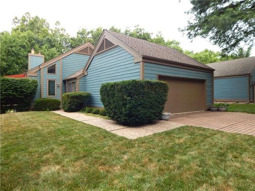 306 Lakeside Dr, Liberty, MO, 64068-3442 | Card Image