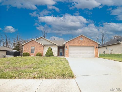 4106 Creve Coeur Dr, Columbia, MO, 65202-3535 | Card Image