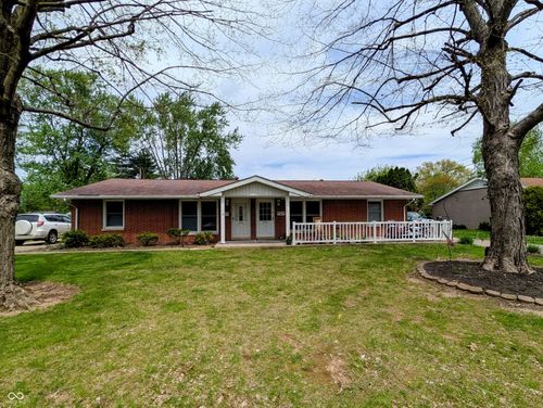 3720 Camelot Lane, Columbus, IN, 47203 | Card Image
