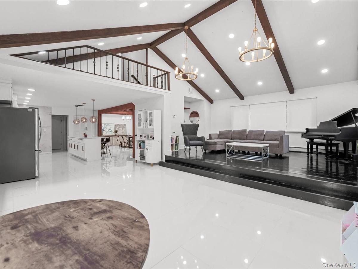 Residential in Smithtown 5