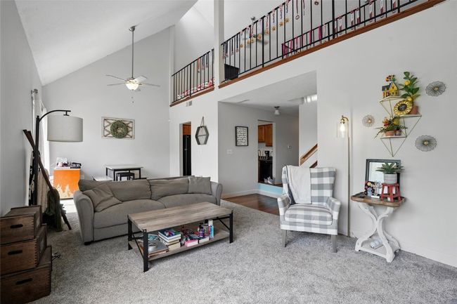 APT-304 - 215 40 Th Street Dr, Condo with 3 bedrooms, 2 bathrooms and null parking in Cedar Rapids IA | Image 9