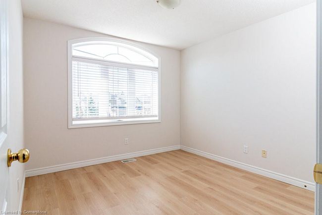 39 Naomi Crt, House other with 4 bedrooms, 3 bathrooms and 6 parking in Ancaster ON | Image 21