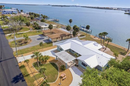1424 Lemon Bay Dr, ENGLEWOOD, FL, 34223-4222 | Card Image